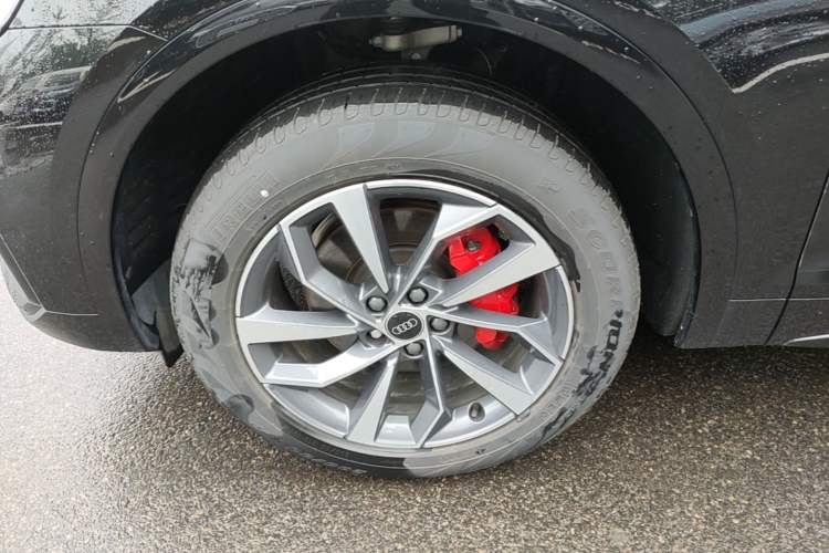 Used Audi Q5L 2025 40 TFSI Luxury Dynamic Edition Left Front Wheel Hub