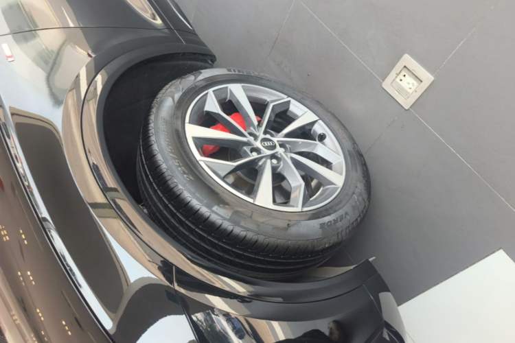 Used Audi Q5L 2025 40 TFSI Luxury Dynamic Edition Left Front Wheel Hub