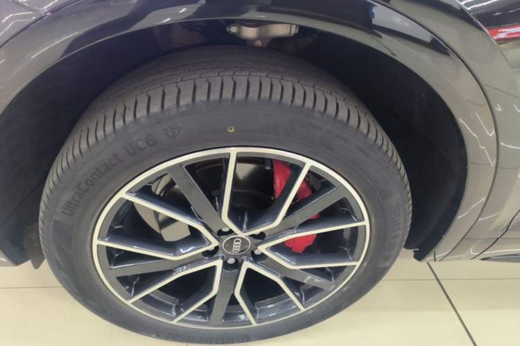 Used Audi Q5L 2025 40 TFSI Luxury Dynamic Edition Left Front Wheel Hub