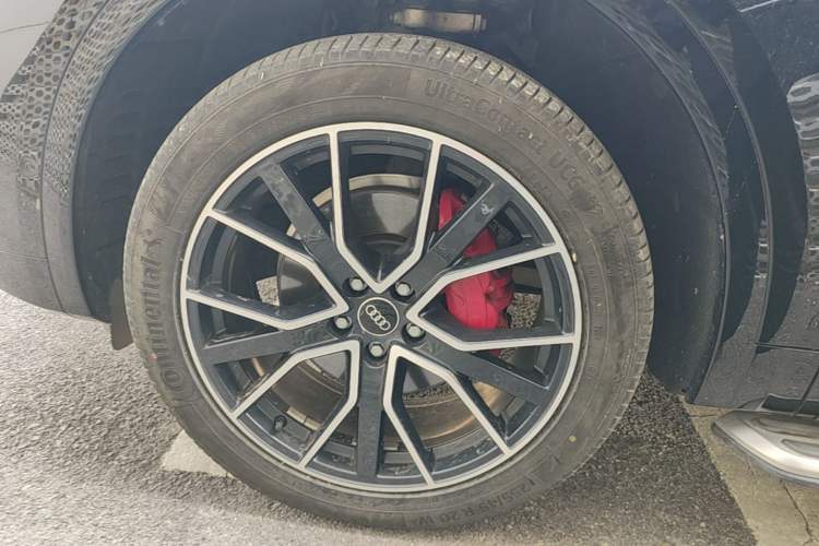 Used Audi Q5L 2025 quattro 45th Anniversary Edition 45 TFSI Prestige Dynamic Model Left Front Wheel Hub