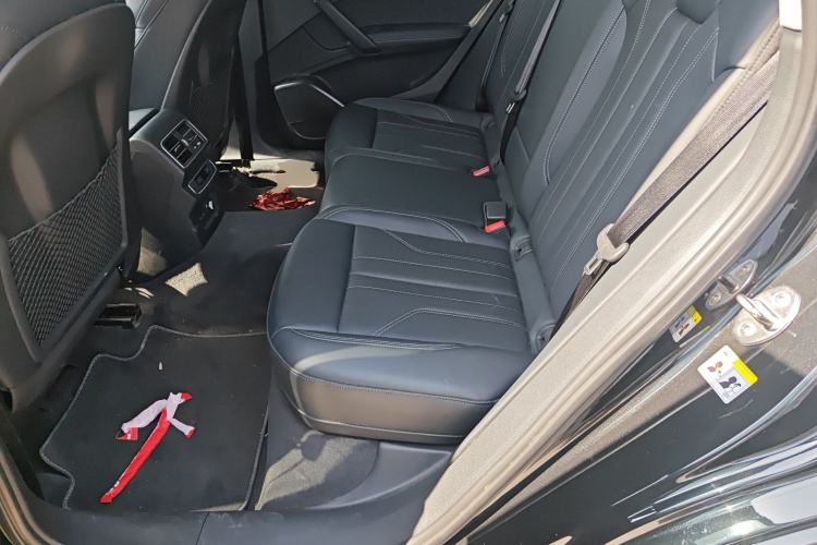 Used Audi Q5L 2025 40 TFSI Fashionable and Dynamic Edition Left Rear Seat