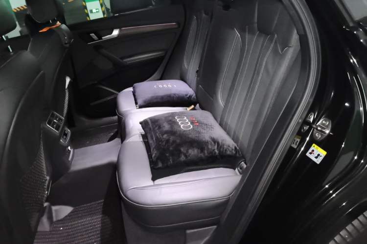 Used Audi Q5L 2025 45 TFSI Prestige Dynamic Edition Left Rear Seat