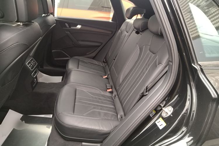 Used Audi Q5L 2025 45 TFSI Prestige Dynamic Edition Left Rear Seat