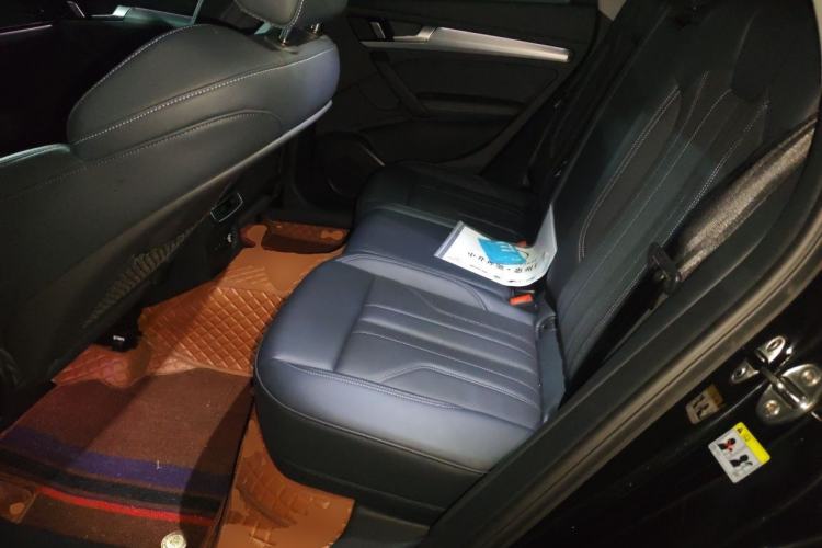Used Audi Q5L 2025 40 TFSI Fashionable and Dynamic Edition Left Rear Seat