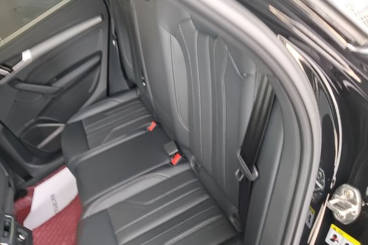 Used Audi Q5L 2025 45 TFSI Luxury Dynamic Edition Left Rear Seat
