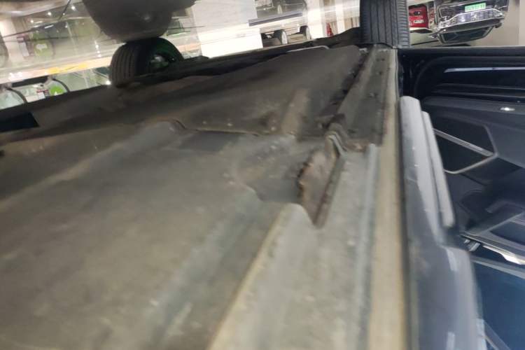 Used Audi Q5L 2025 45 TFSI Luxury Dynamic Edition Left Side Sill