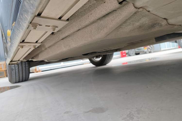 Used Audi Q5L 2025 40 TFSI Fashionable and Dynamic Edition Left Side Sill