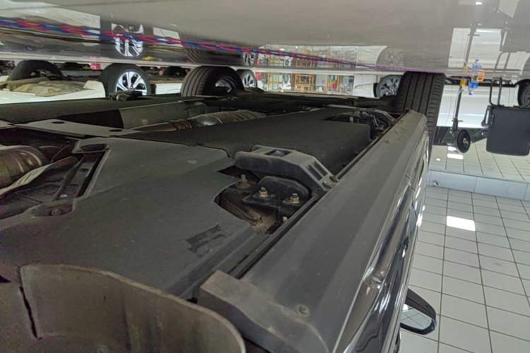 Used Audi Q5L 2025 45 TFSI Luxury Dynamic Edition Left Side Sill