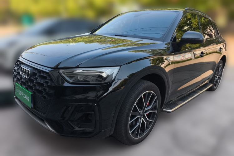 Audi Q5L 2025 quattro 45th Anniversary Edition 45 TFSI Luxury Dynamic Model