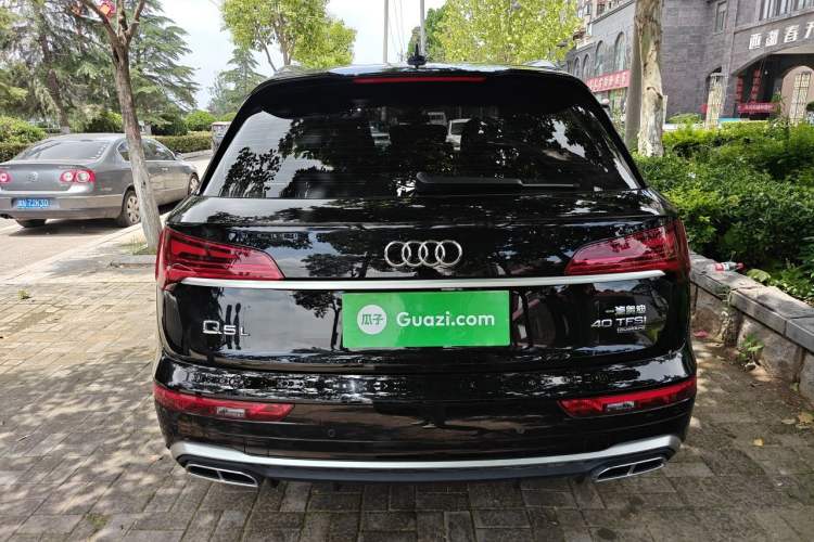 Used Audi Q5L 2025 quattro 45th Anniversary Edition 40 TFSI Sporty and Dynamic Model Rear