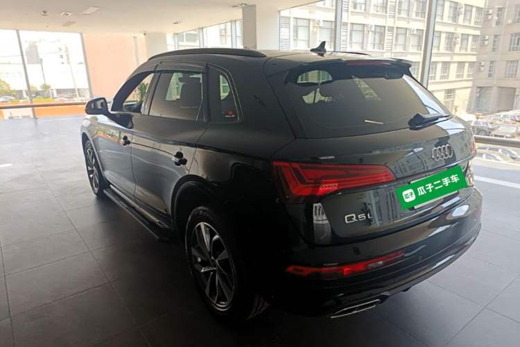 Used Audi Q5L 2025 40 TFSI Luxury Dynamic Edition Rear Left 45 Deg