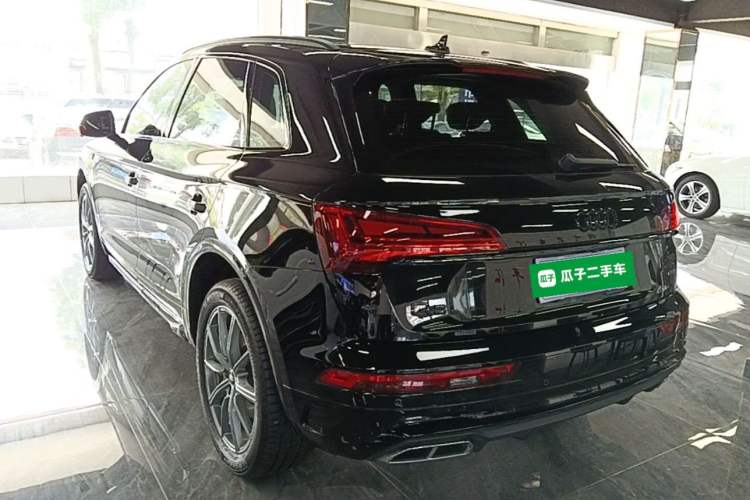Used Audi Q5L 2025 40 TFSI Luxury Dynamic Edition Rear Left 45 Deg