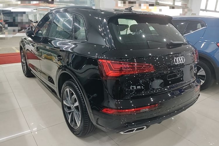 Used Audi Q5L 2025 40 TFSI Luxury Dynamic Edition Rear Left 45 Deg