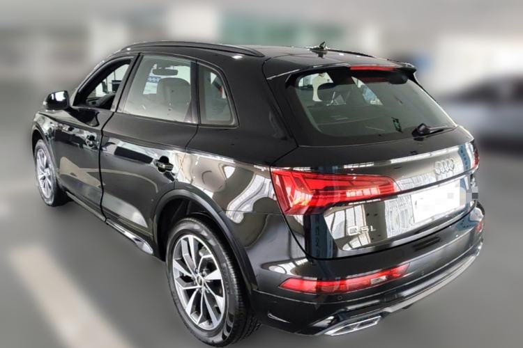 Used Audi Q5L 2025 40 TFSI Luxury Dynamic Edition Rear Left 45 Deg