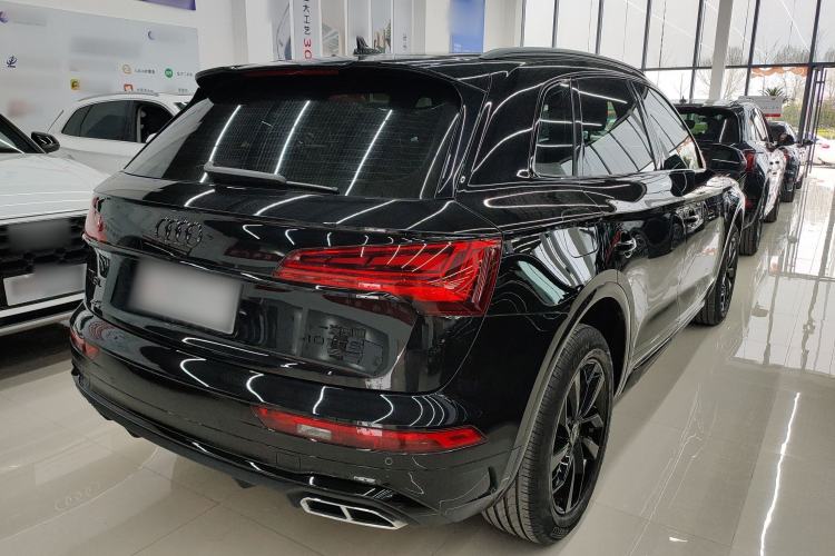 Used Audi Q5L 2025 40 TFSI Luxury Dynamic Edition Rear Right 45 Deg
