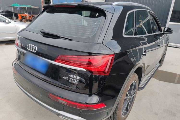 Used Audi Q5L 2025 40 TFSI Fashionable and Dynamic Edition Rear Right 45 Deg