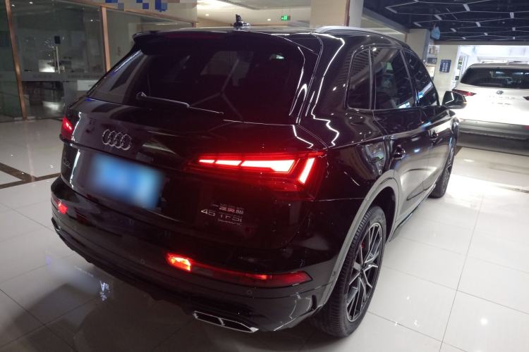 Used Audi Q5L 2025 quattro 45th Anniversary Edition 45 TFSI Luxury Dynamic Model Rear Right 45 Deg
