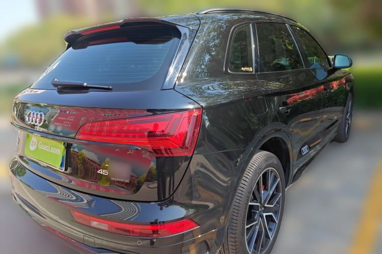 Used Audi Q5L 2025 quattro 45th Anniversary Edition 45 TFSI Luxury Dynamic Model Rear Right 45 Deg
