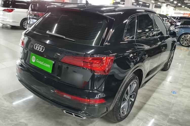 Used Audi Q5L 2025 40 TFSI Luxury Dynamic Edition Rear Right 45 Deg
