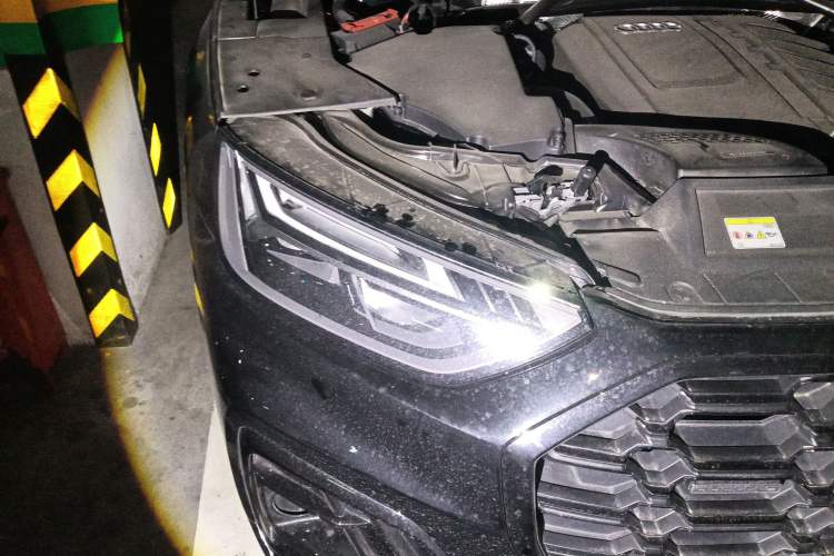 Used Audi Q5L 2025 45 TFSI Luxury Dynamic Edition Right Front Headlight
