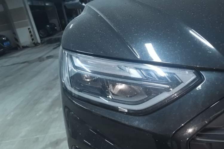 Used Audi Q5L 2025 quattro 45th Anniversary Edition 45 TFSI Luxury Dynamic Model Right Front Headlight