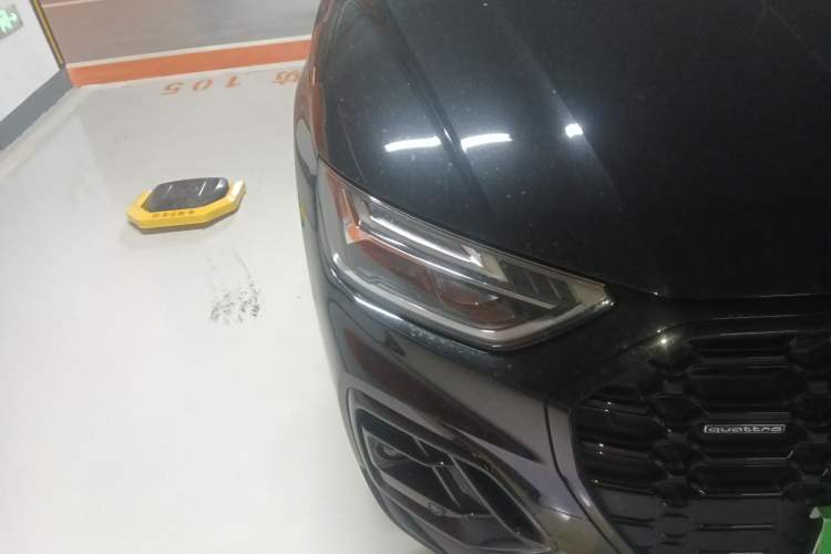 Used Audi Q5L 2025 45 TFSI Luxury Dynamic Edition Right Front Headlight