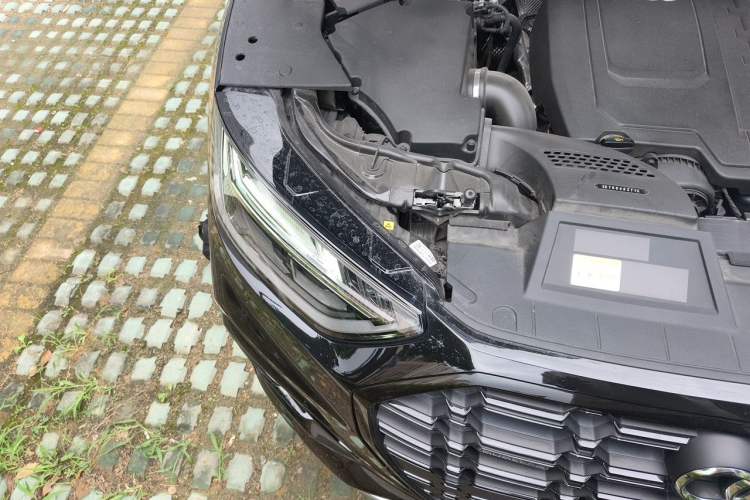 Used Audi Q5L 2025 45 TFSI Luxury Dynamic Edition Right Front Headlight