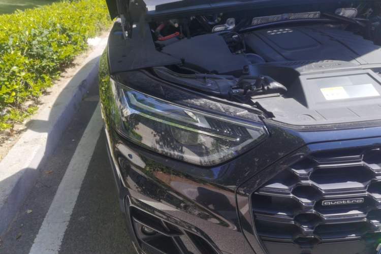 Used Audi Q5L 2025 40 TFSI Luxury Dynamic Edition Right Front Headlight