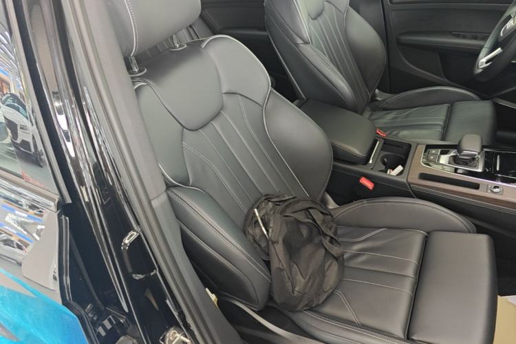 Used Audi Q5L 2025 45 TFSI Prestige Dynamic Edition Right Front Seat
