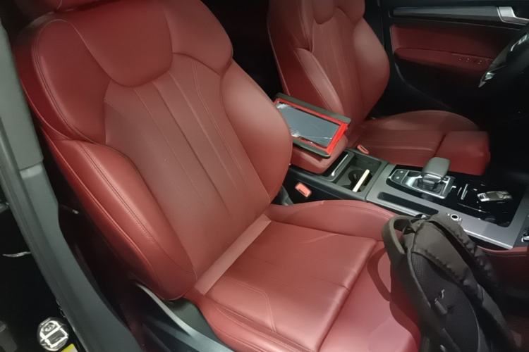Used Audi Q5L 2025 quattro 45th Anniversary Edition 40 TFSI Luxury Dynamic Model Right Front Seat