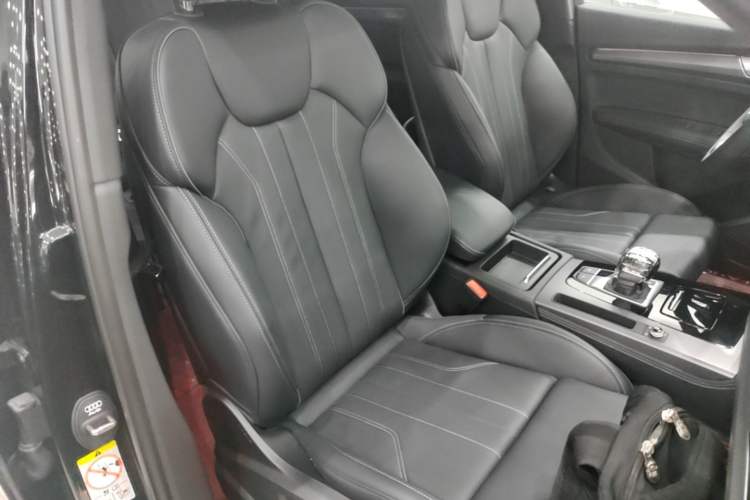 Used Audi Q5L 2025 40 TFSI Luxury Dynamic Edition Right Front Seat