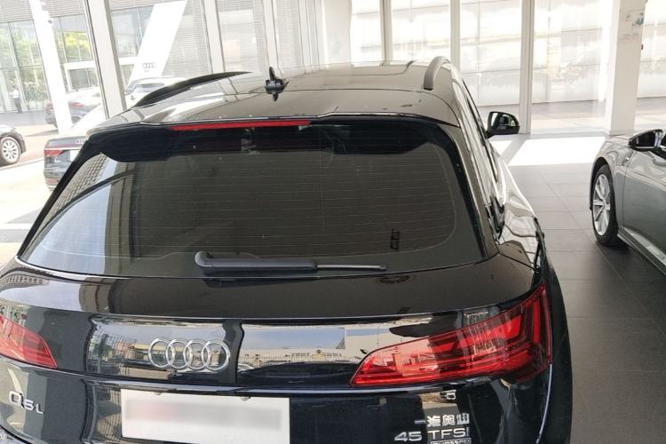 Used Audi Q5L 2025 45 TFSI Luxury Dynamic Edition Right Rear Taillight