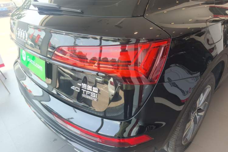 Used Audi Q5L 2025 40 TFSI Luxury Dynamic Edition Right Rear Taillight