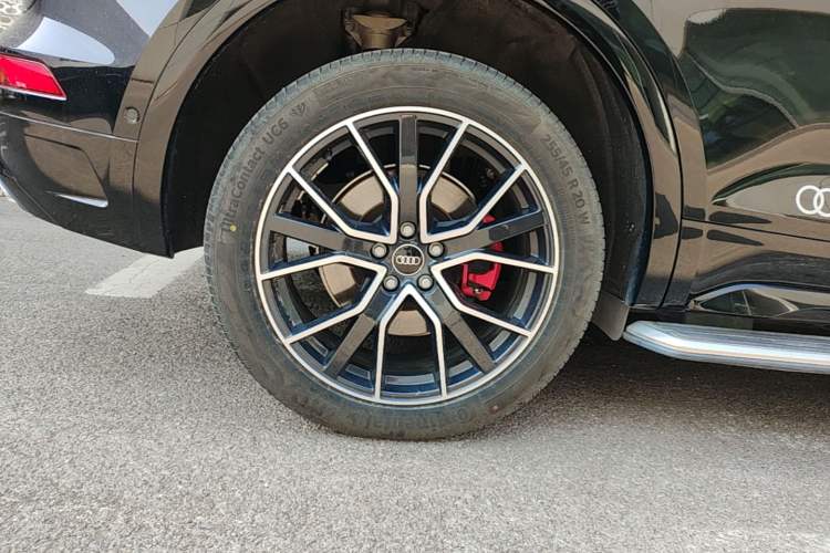 Used Audi Q5L 2025 quattro 45th Anniversary Edition 45 TFSI Prestige Dynamic Model Right Rear Wheel Hub