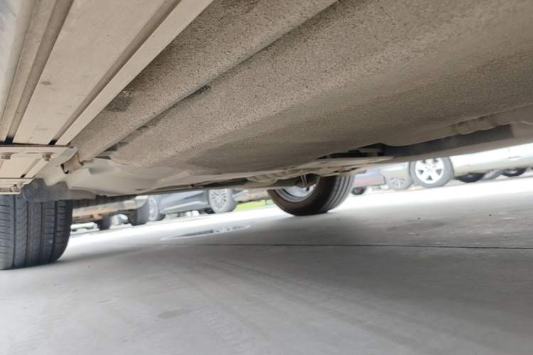 Used Audi Q5L 2025 40 TFSI Fashionable and Dynamic Edition Right Side Sill