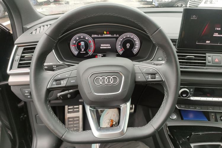 Used Audi Q5L 2025 40 TFSI Luxury Dynamic Edition Steering Wheel