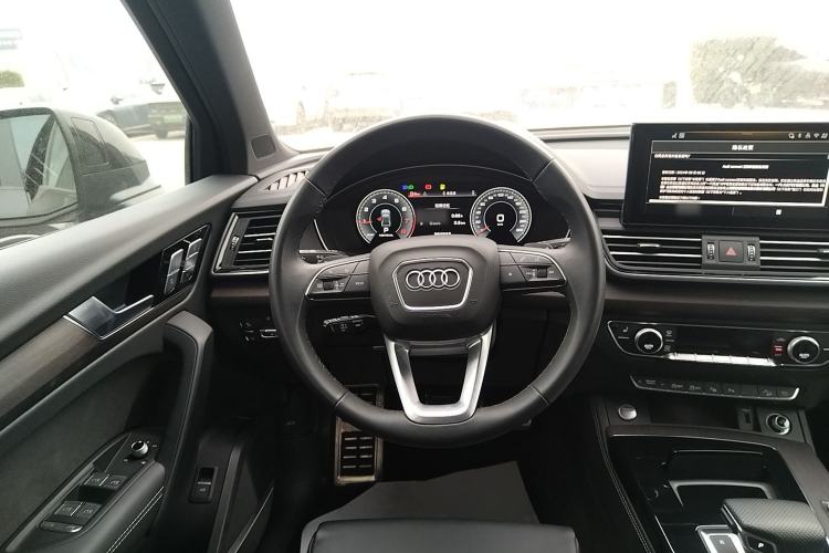 Used Audi Q5L 2025 45 TFSI Prestige Dynamic Edition Steering Wheel