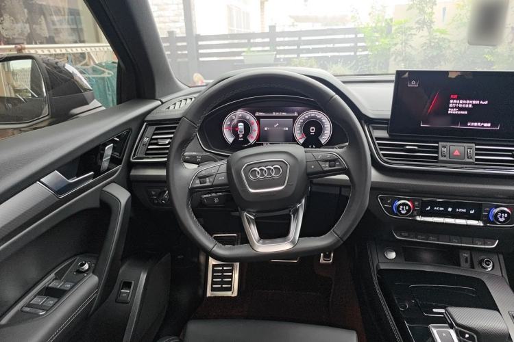 Used Audi Q5L 2025 40 TFSI Luxury Dynamic Edition Steering Wheel