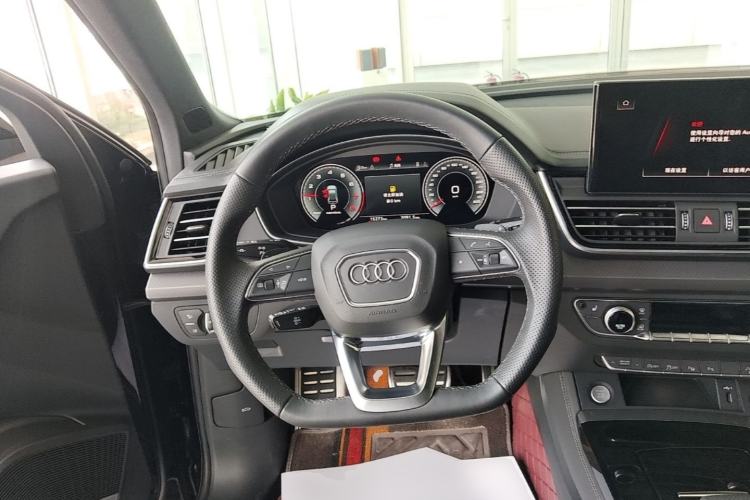 Used Audi Q5L 2025 45 TFSI Luxury Dynamic Edition Steering Wheel