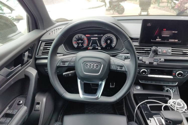 Used Audi Q5L 2025 40 TFSI Luxury Dynamic Edition Steering Wheel