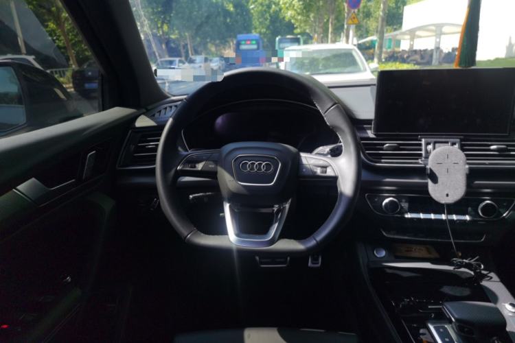 Used Audi Q5L 2025 40 TFSI Luxury Dynamic Edition Steering Wheel