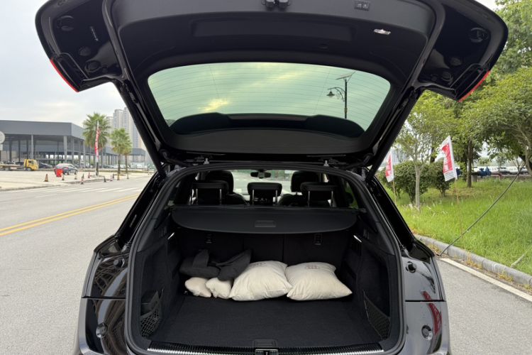 Used Audi Q5L 2025 45 TFSI Prestige Dynamic Edition Trunk