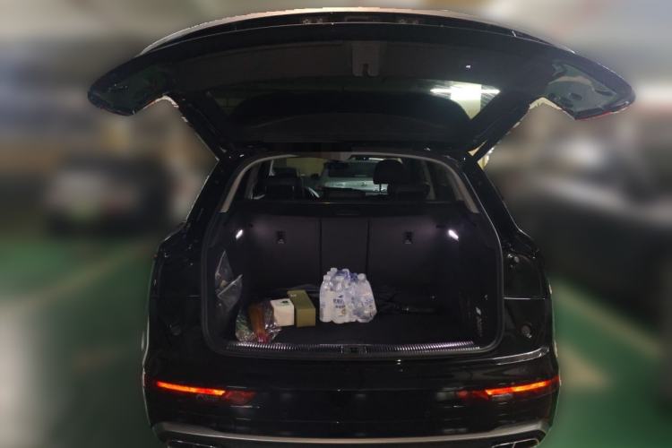 Used Audi Q5L 2025 40 TFSI Fashionable and Dynamic Edition Trunk