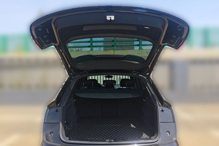Used Audi Q5L 2025 45 TFSI Luxury Dynamic Edition Trunk