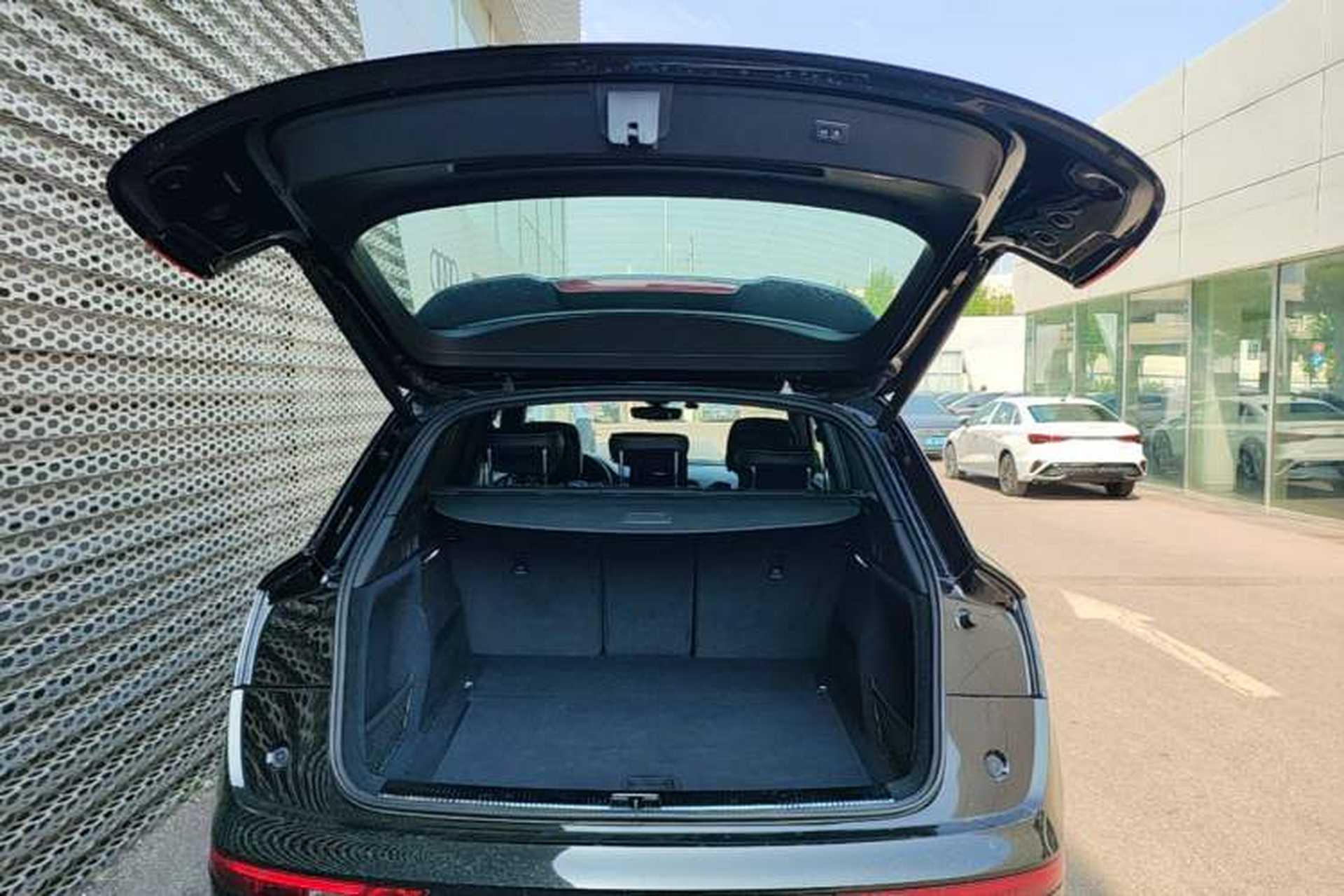 Used Audi Q5L 2025 quattro 45th Anniversary Edition 45 TFSI Prestige Dynamic Model Trunk