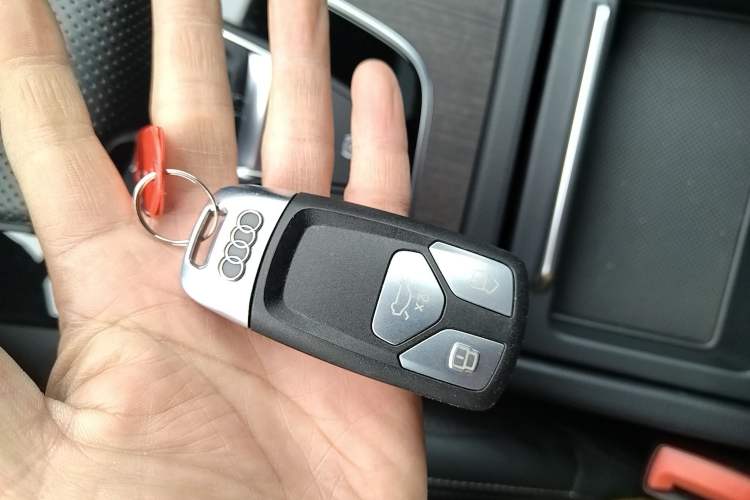 Used Audi Q5L 2025 45 TFSI Prestige Dynamic Edition Vehicle Key