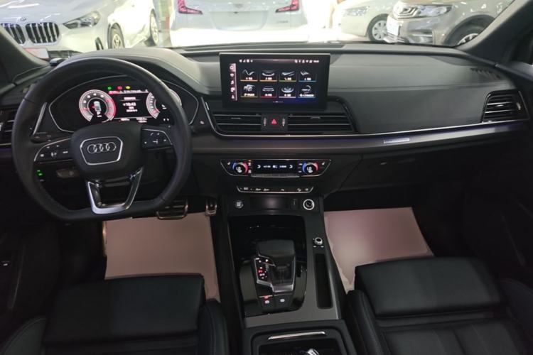 Used Audi Q5L 2025 40 TFSI Luxury Dynamic Edition Center Console