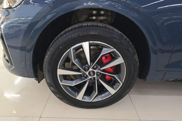Used Audi Q5L 2025 40 TFSI Luxury Dynamic Edition Left Front Wheel Hub