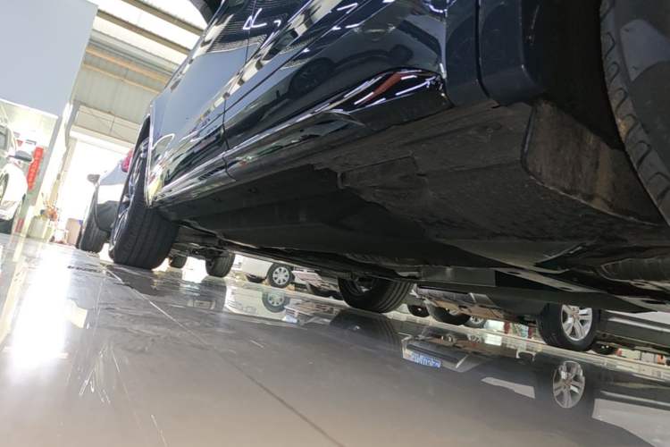 Used Audi Q5L 2025 40 TFSI Luxury Dynamic Edition Left Side Sill