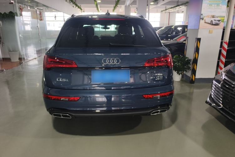 Used Audi Q5L 2025 quattro 45th Anniversary Edition 40 TFSI Luxury Dynamic Model Rear